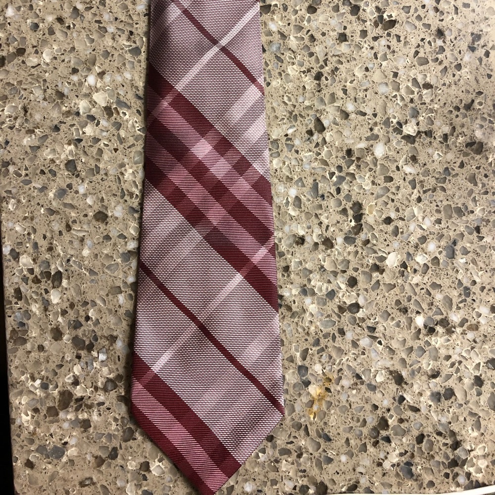 Burberry tie
